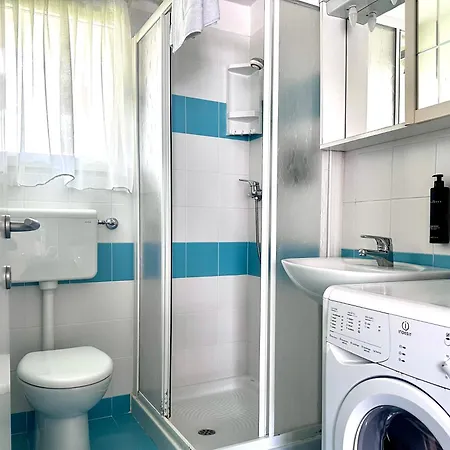 Marina House Дом отдыха *