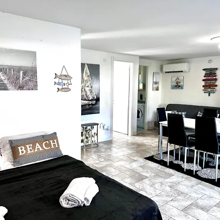 Marina House