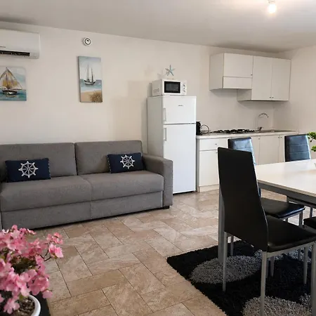 Marina House * Линьяно-Саббьядоро