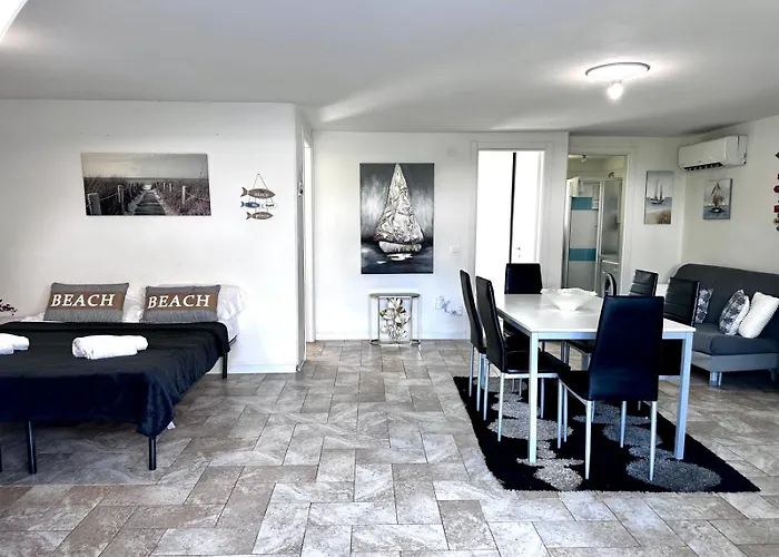 Σπίτι διακοπών Marina House